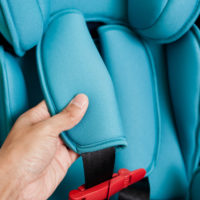 Restraits on car seat Restraits on car seat